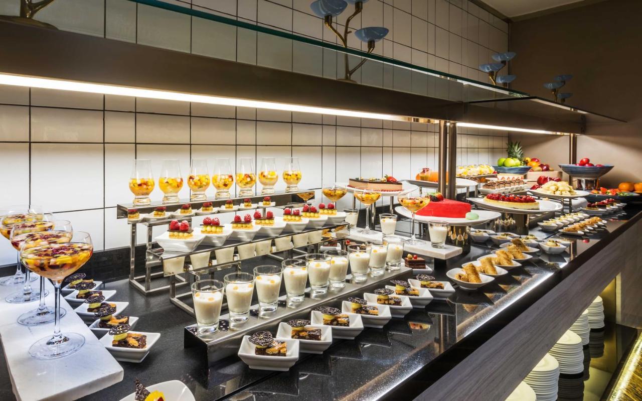 Narcissus Al Hamra Hotel Τζέντα Εξωτερικό φωτογραφία A buffet at a hotel